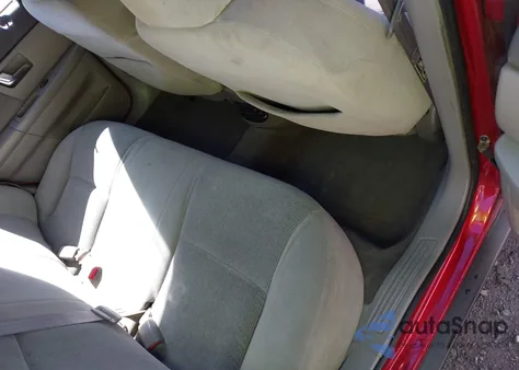 2001 Ford Taurus Se z USA, uszkodzony, nr VIN 1FAFP53U11A106847